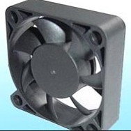 直銷8038散熱風(fēng)機(jī)12v 高溫 防水散熱風(fēng)機(jī)圖片_高清圖_細(xì)節(jié)圖-東莞市御風(fēng)電機(jī) -